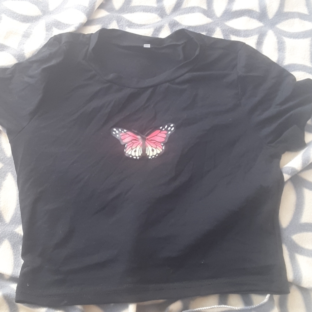 Cute butterfly crop top